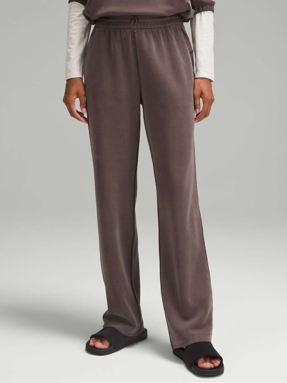 lululemon athletica Relaxed Wide-Leg Pants in Cocoa Brown